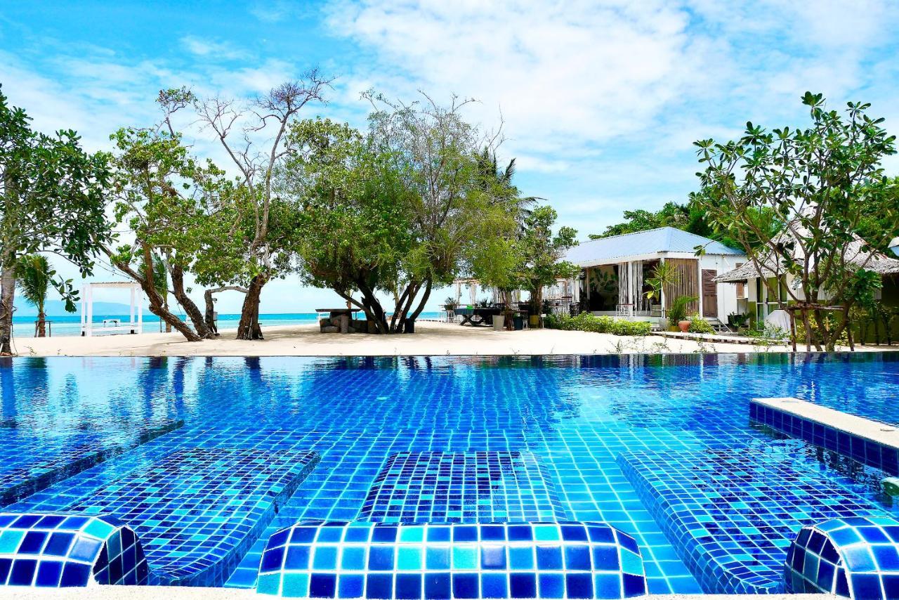 Sabaii Bay Resort Baan Tai Buitenkant foto