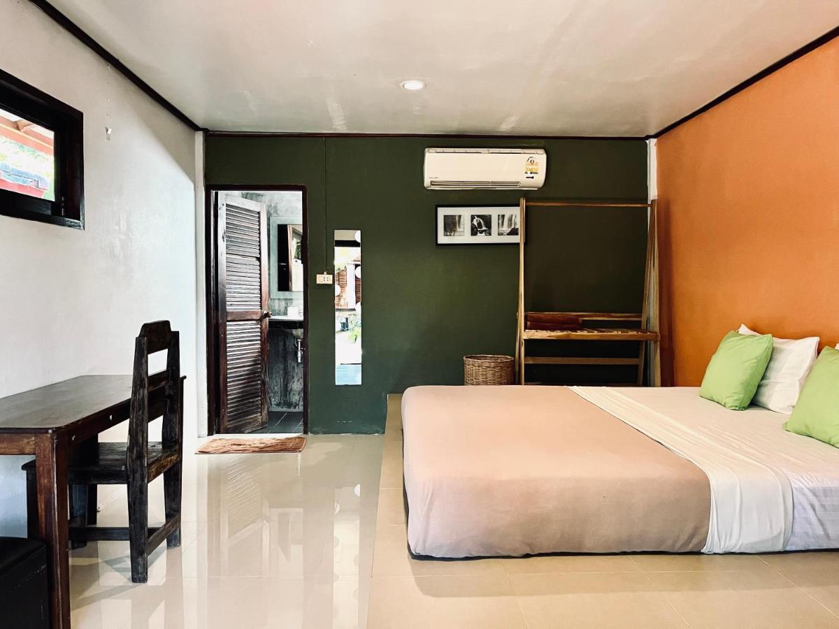 Sabaii Bay Resort Baan Tai Buitenkant foto