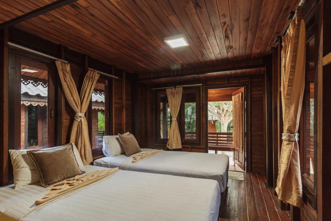 Sabaii Bay Resort Baan Tai Buitenkant foto